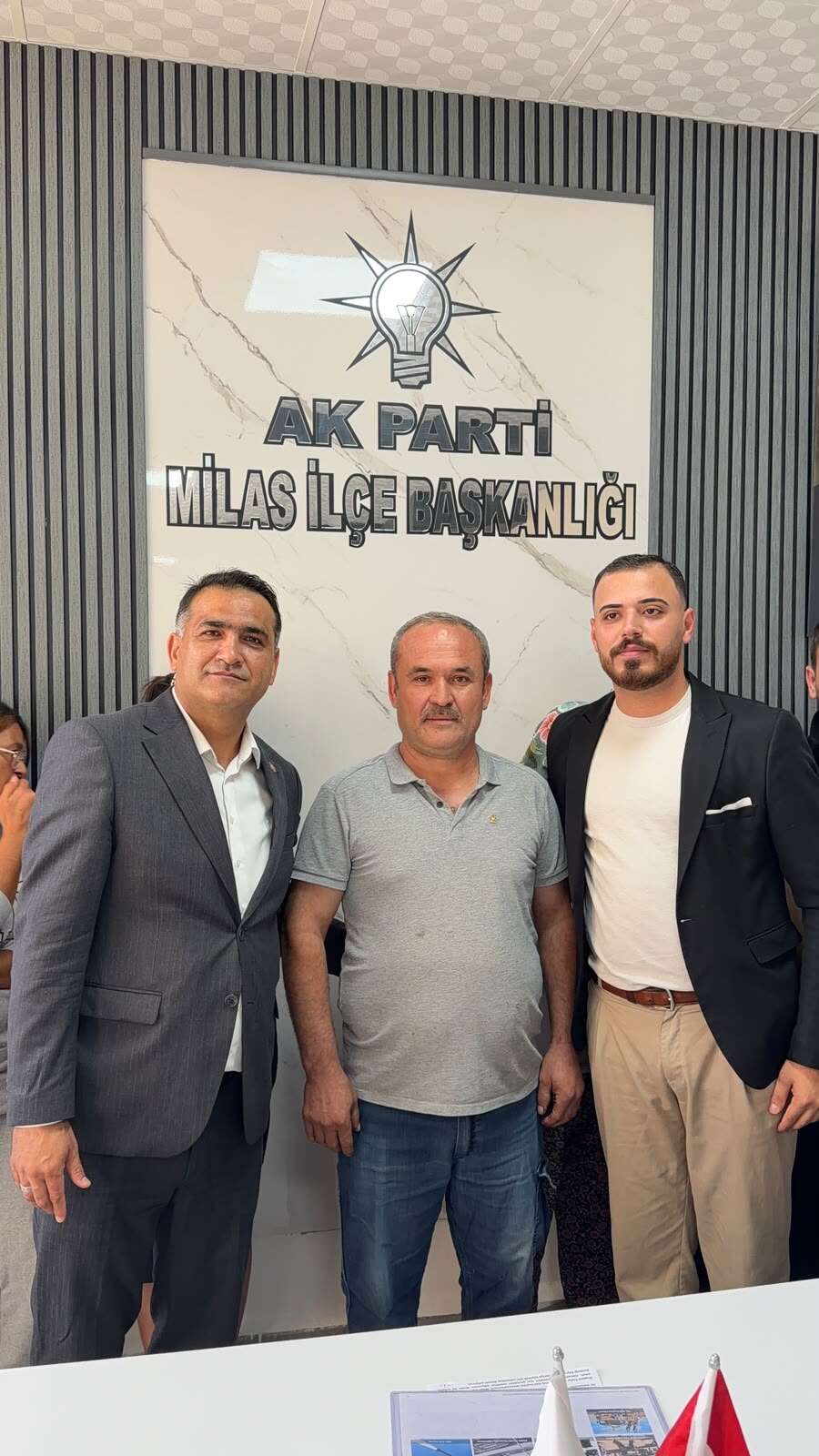 AK Parti Milas’ta Üye Sayısı 14 Bin 815’e Ulaştı: 1.049 Yeni Üye Katıldı 4